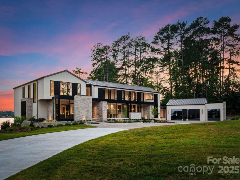 2536 Brawley School Road, Mooresville, NC 28117.  MLS# CAR4276909, YatesRealty ID 1260. 