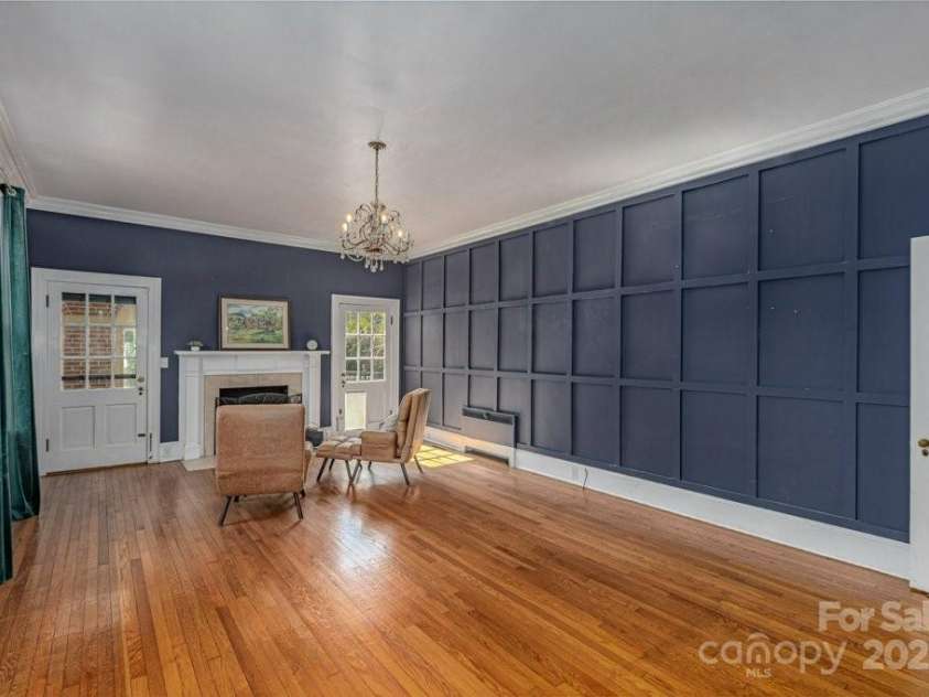 300 Morgan Street, Marion, NC 28752.  MLS# CAR4306863, YatesRealty ID 1260. 