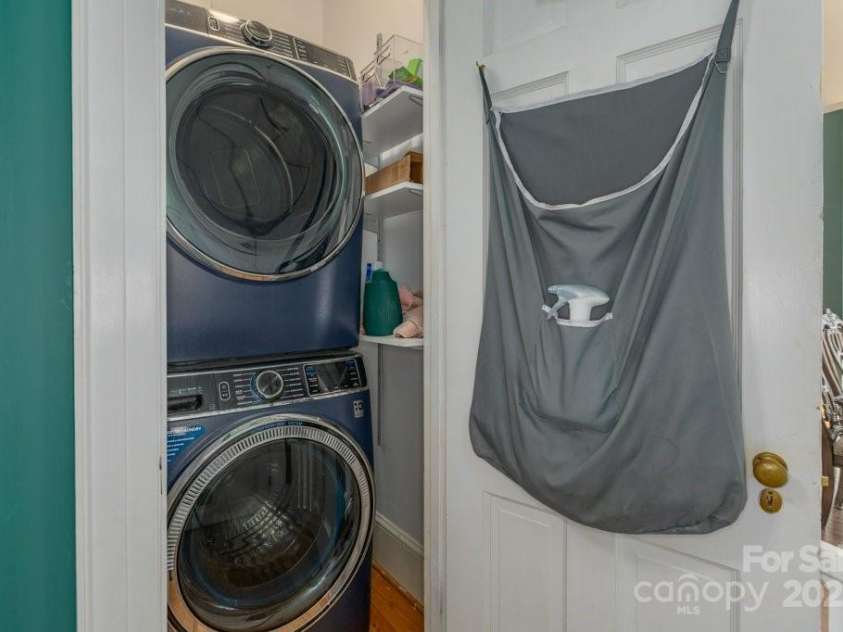 300 Morgan Street, Marion, NC 28752.  MLS# CAR4306863, YatesRealty ID 1260. 