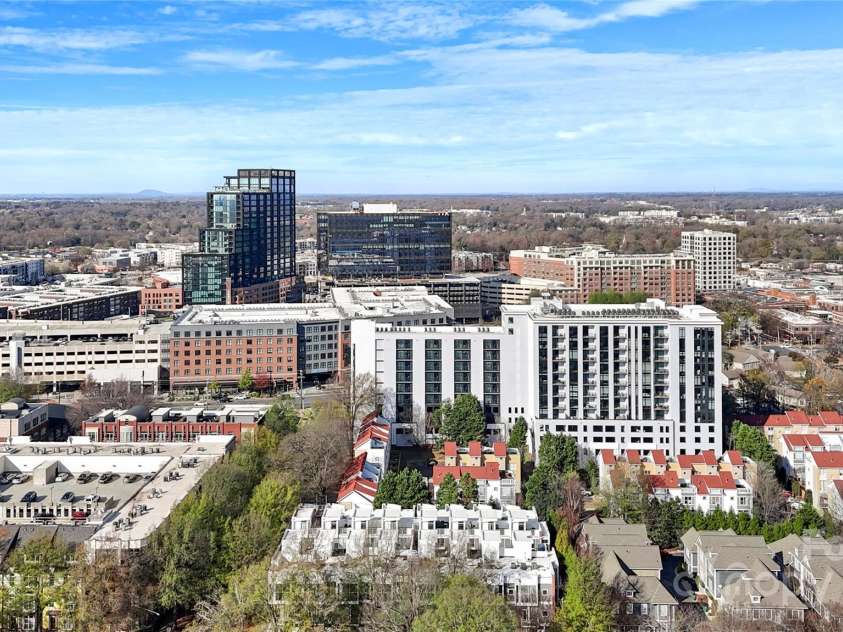 2076 Euclid Avenue, Charlotte, NC 28203.  MLS# CAR4329010, YatesRealty ID 12601. 