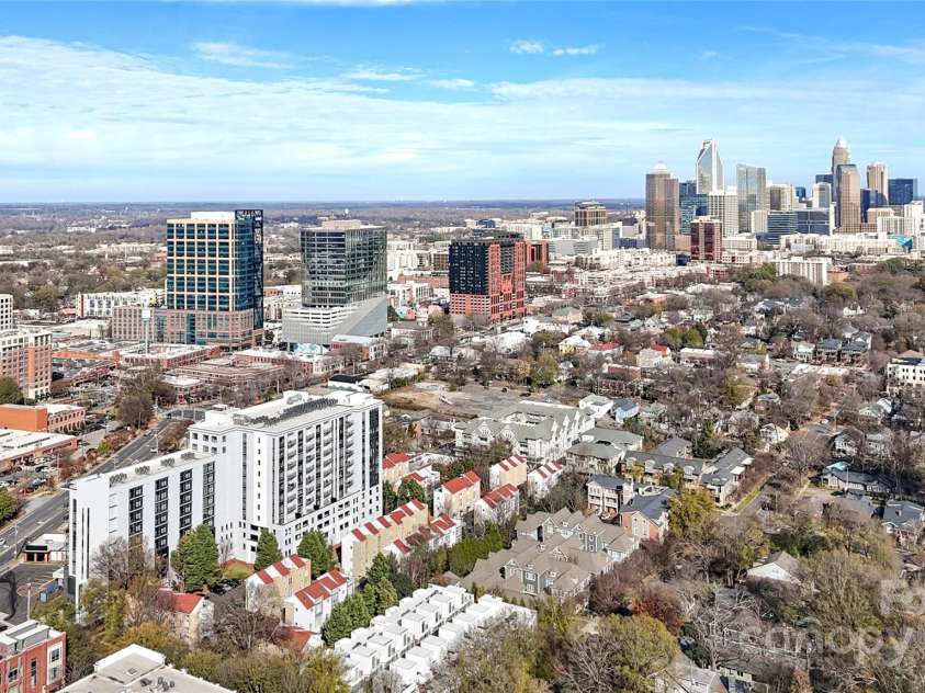2076 Euclid Avenue, Charlotte, NC 28203.  MLS# CAR4329010, YatesRealty ID 12601. 