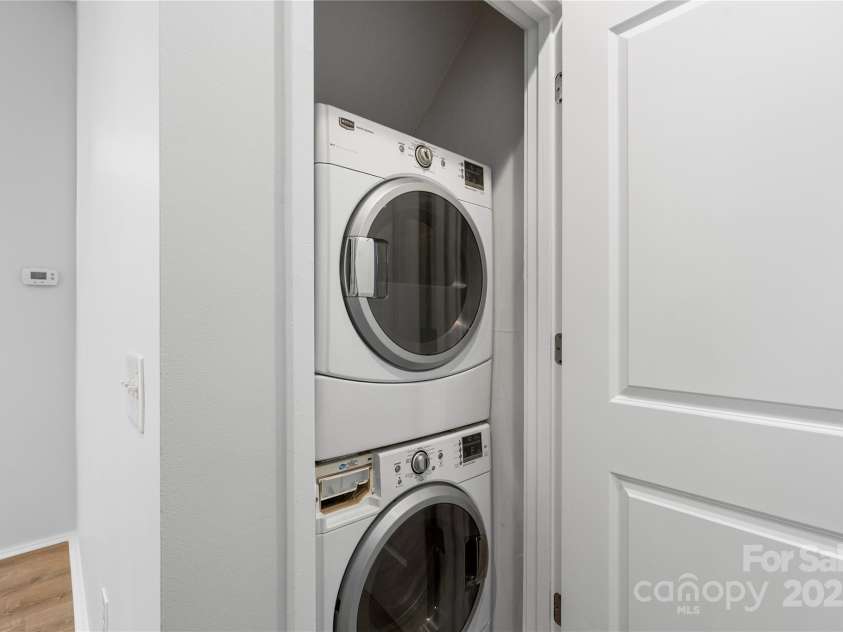 2076 Euclid Avenue, Charlotte, NC 28203.  MLS# CAR4329010, YatesRealty ID 12601. Virtually staged