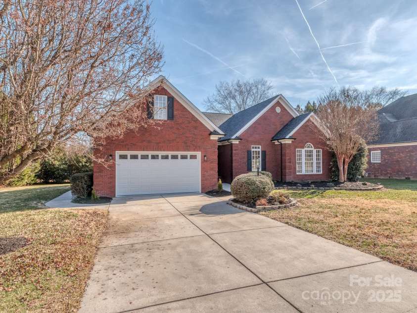 7852 Grimsby Circle, Harrisburg, NC 28075.  MLS# CAR4333886, YatesRealty ID 12602. 7852 Grimsby Circle