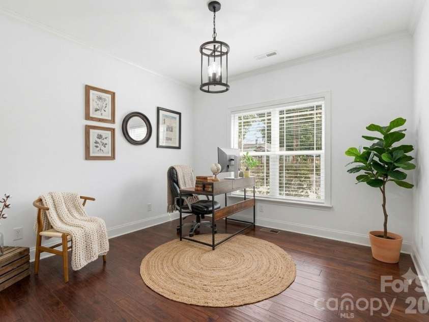 2224 Weyland Avenue, Charlotte, NC 28208.  MLS# CAR4346136, YatesRealty ID 12603. 