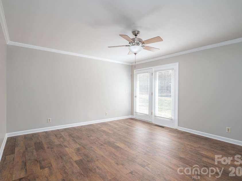 2596 Prince Drive, Lincolnton, NC 28092.  MLS# CAR4344636, YatesRealty ID 12604. PRIMARY BEDROOM