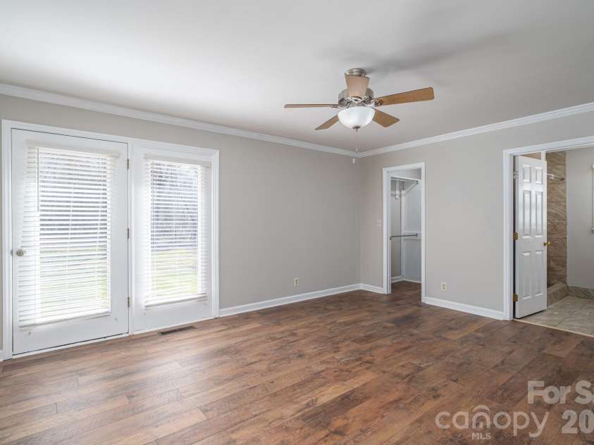 2596 Prince Drive, Lincolnton, NC 28092.  MLS# CAR4344636, YatesRealty ID 12604. PRIMARY BEDROOM