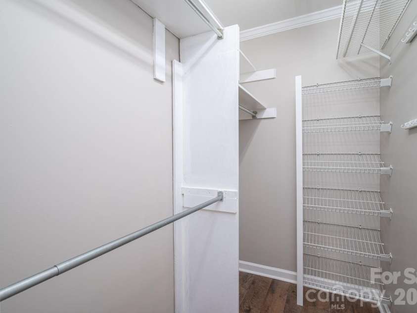 2596 Prince Drive, Lincolnton, NC 28092.  MLS# CAR4344636, YatesRealty ID 12604. PRIMARY WALK-IN CLOSET