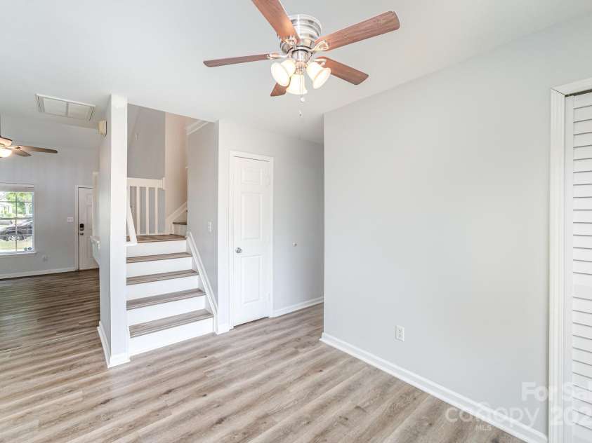 7718 Petrea Lane, Charlotte, NC 28227.  MLS# CAR4252292, YatesRealty ID 12605. 