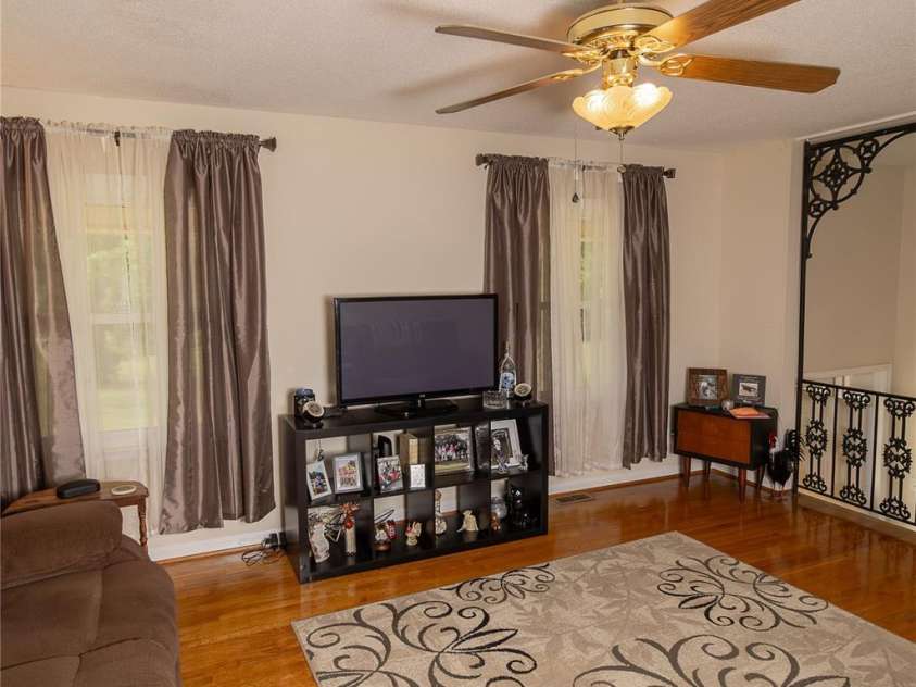 1352 Cherokee Street, Blacksburg, SC 29702.  MLS# CAR4257799, YatesRealty ID 12606. 