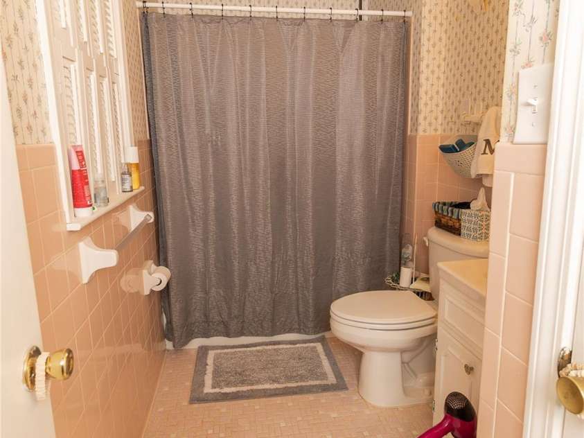 1352 Cherokee Street, Blacksburg, SC 29702.  MLS# CAR4257799, YatesRealty ID 12606. 