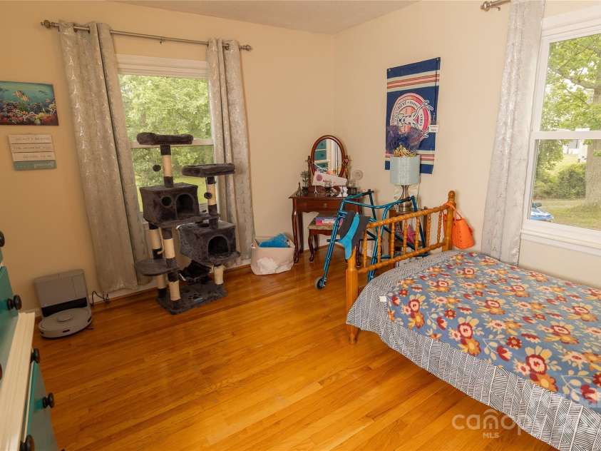 1352 Cherokee Street, Blacksburg, SC 29702.  MLS# CAR4257799, YatesRealty ID 12606. 