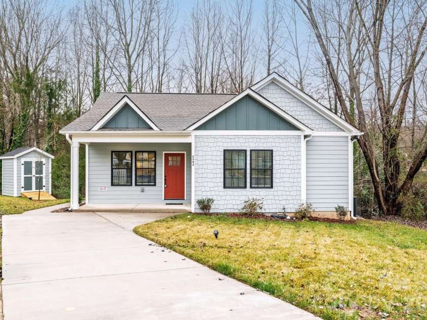 2302 Jordi Way, Charlotte, NC 28213.  MLS# CAR4351833, YatesRealty ID 12606. 