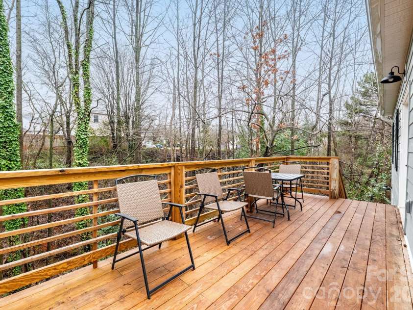 2302 Jordi Way, Charlotte, NC 28213.  MLS# CAR4351833, YatesRealty ID 12606. 