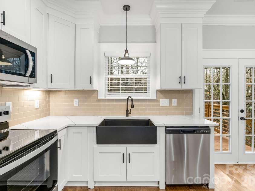 2302 Jordi Way, Charlotte, NC 28213.  MLS# CAR4351833, YatesRealty ID 12606. 