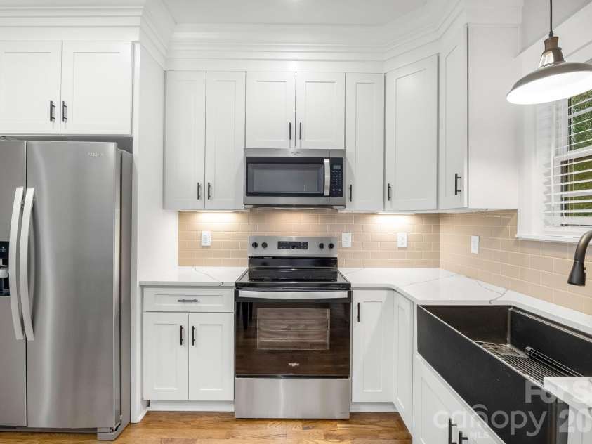 2302 Jordi Way, Charlotte, NC 28213.  MLS# CAR4351833, YatesRealty ID 12606. 