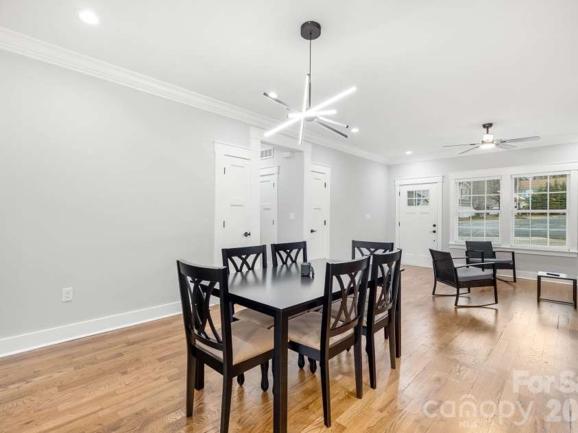 2302 Jordi Way, Charlotte, NC 28213.  MLS# CAR4351833, YatesRealty ID 12606. 
