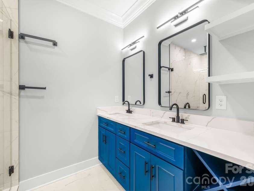 2302 Jordi Way, Charlotte, NC 28213.  MLS# CAR4351833, YatesRealty ID 12606. 