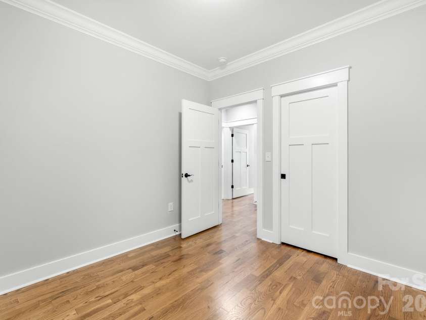 2302 Jordi Way, Charlotte, NC 28213.  MLS# CAR4351833, YatesRealty ID 12606. 