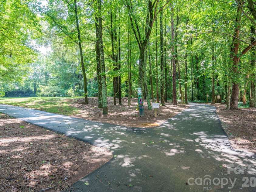 1018 Southwest Drive, Davidson, NC 28036.  MLS# CAR4352350, YatesRealty ID 12607. 