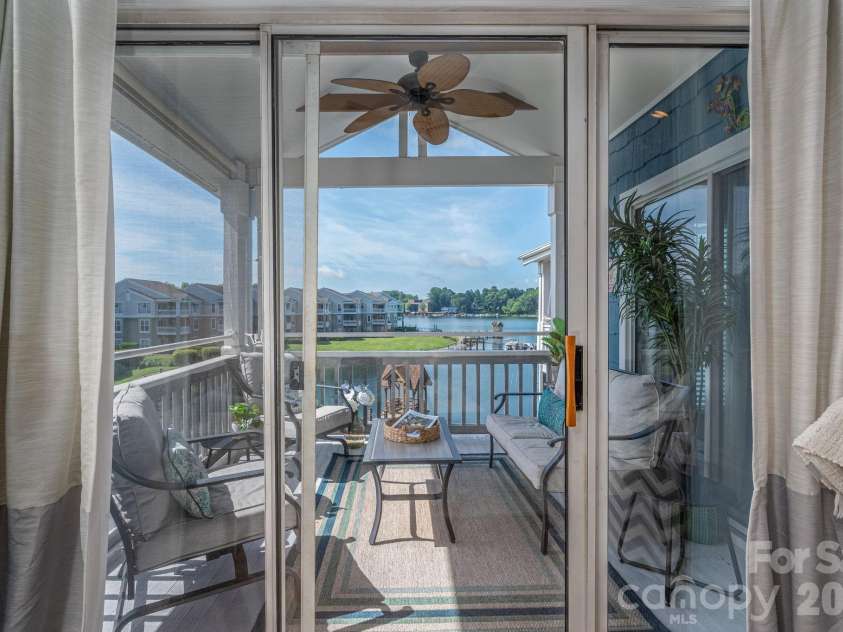 1018 Southwest Drive, Davidson, NC 28036.  MLS# CAR4352350, YatesRealty ID 12607. 