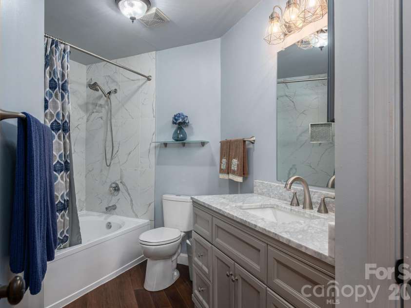1018 Southwest Drive, Davidson, NC 28036.  MLS# CAR4352350, YatesRealty ID 12607. 