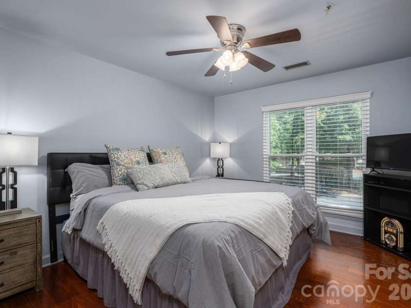 1018 Southwest Drive, Davidson, NC 28036.  MLS# CAR4352350, YatesRealty ID 12607. 