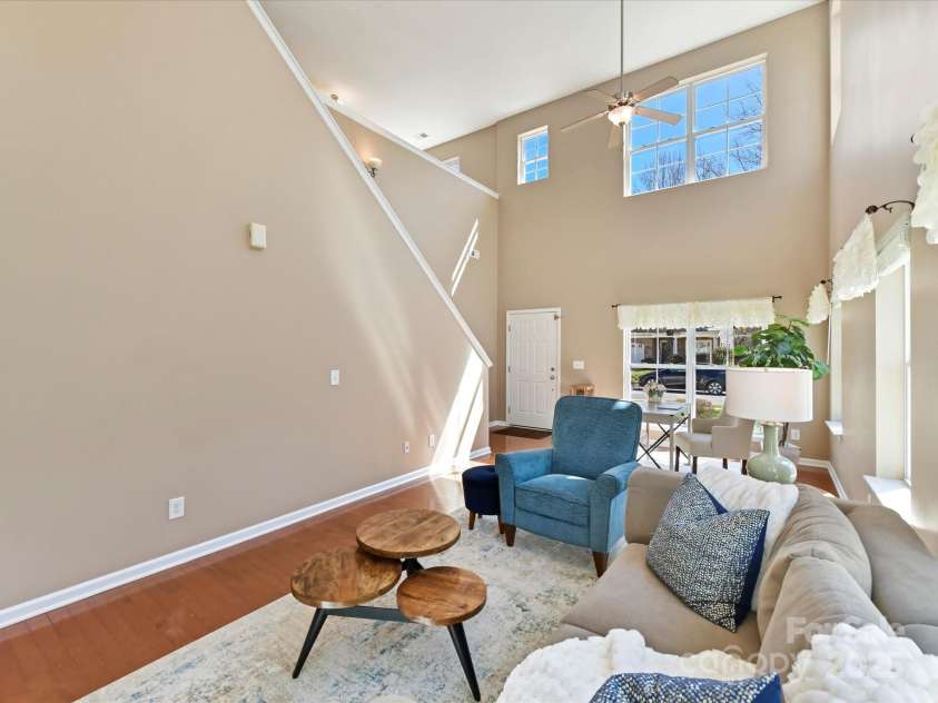 4634 Craigmoss Lane, Charlotte, NC 28278.  MLS# CAR4235541, YatesRealty ID 12608. 