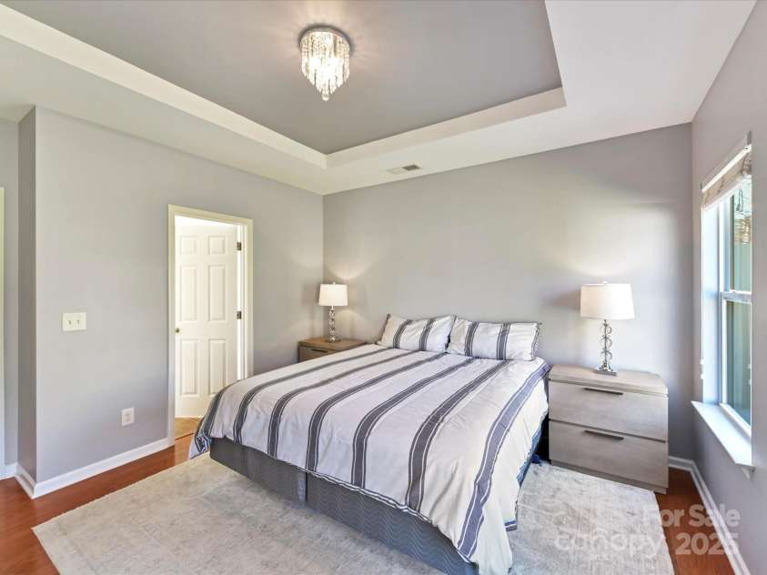 4634 Craigmoss Lane, Charlotte, NC 28278.  MLS# CAR4235541, YatesRealty ID 12608. 