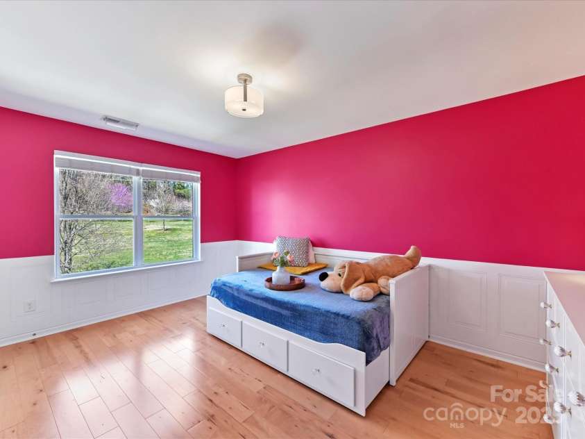 4634 Craigmoss Lane, Charlotte, NC 28278.  MLS# CAR4235541, YatesRealty ID 12608. 