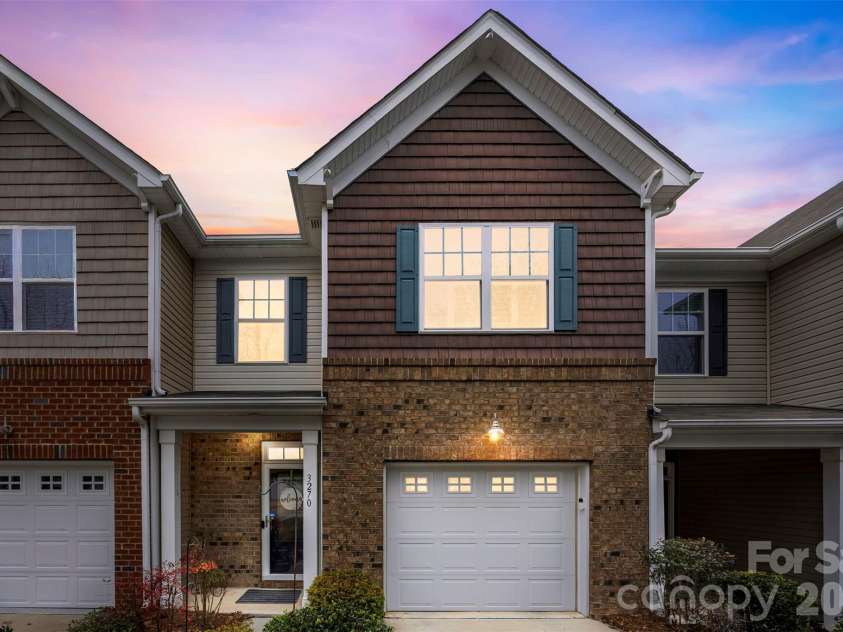3270 Yarmouth Lane, Gastonia, NC 28056.  MLS# CAR4352828, YatesRealty ID 12609. 
