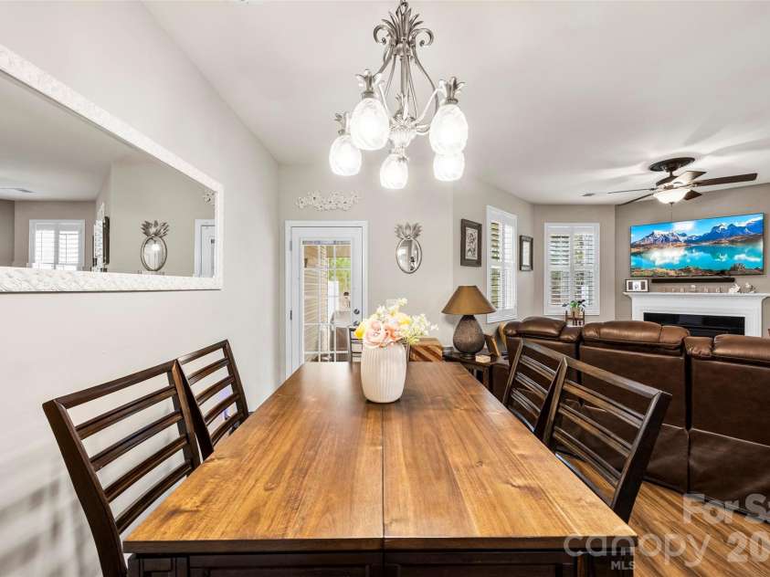 3270 Yarmouth Lane, Gastonia, NC 28056.  MLS# CAR4352828, YatesRealty ID 12609. 
