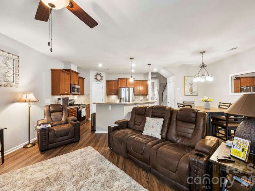 3270 Yarmouth Lane, Gastonia, NC 28056.  MLS# CAR4352828, YatesRealty ID 12609. 