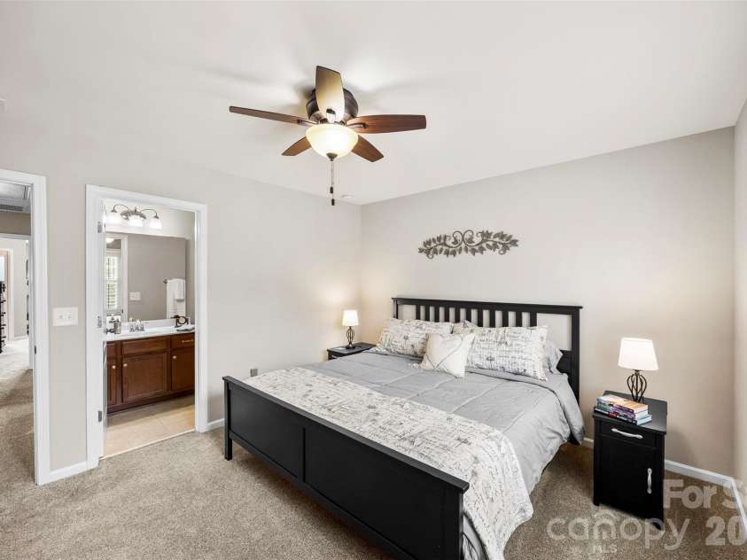 3270 Yarmouth Lane, Gastonia, NC 28056.  MLS# CAR4352828, YatesRealty ID 12609. 