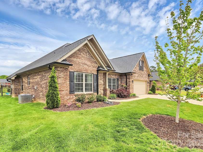 5315 Sustar Drive, Monroe, NC 28110.  MLS# CAR4231812, YatesRealty ID 12609. 