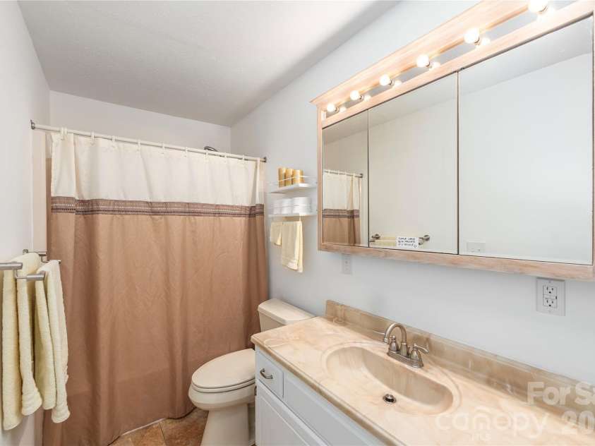 500 Apple Tree Court, Waynesville, NC 28786.  MLS# CAR4353696, YatesRealty ID 12610. 