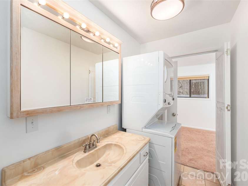 500 Apple Tree Court, Waynesville, NC 28786.  MLS# CAR4353696, YatesRealty ID 12610. 