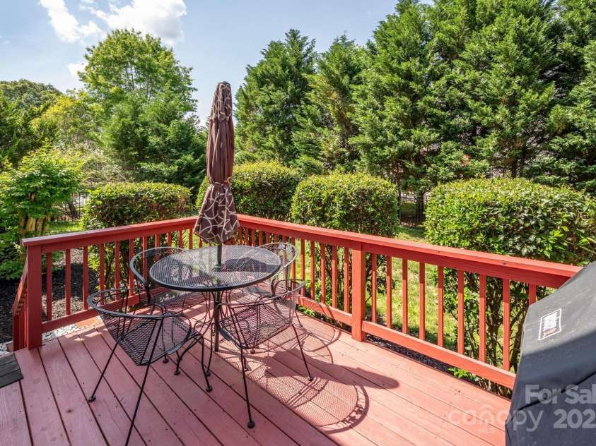 7245 Willow Brook Court, Denver, NC 28037.  MLS# CAR4256257, YatesRealty ID 12613. 
