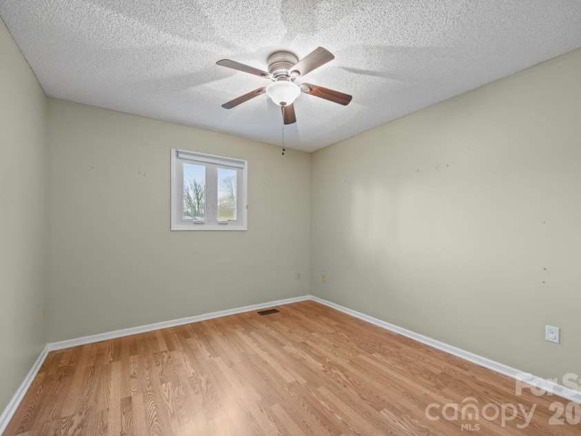 234 Justice Ridge Road, Candler, NC 28715.  MLS# CAR4359838, YatesRealty ID 12614. 