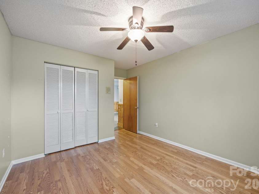 234 Justice Ridge Road, Candler, NC 28715.  MLS# CAR4359838, YatesRealty ID 12614. 