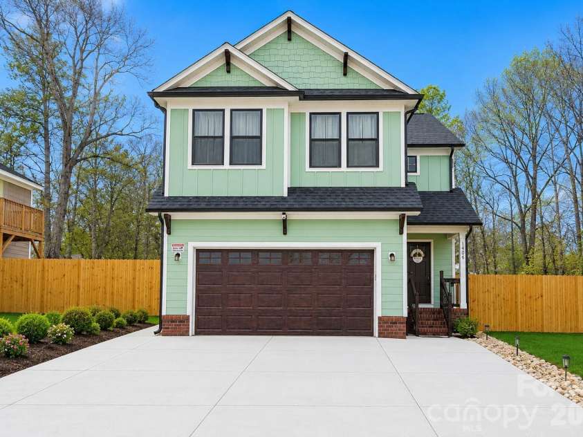 1416 Browdis Avenue, Kannapolis, NC 28083.  MLS# CAR4399433, YatesRealty ID 12615. 
