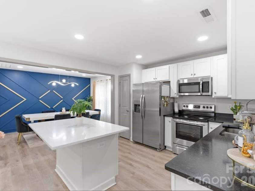 1416 Browdis Avenue, Kannapolis, NC 28083.  MLS# CAR4399433, YatesRealty ID 12615. 