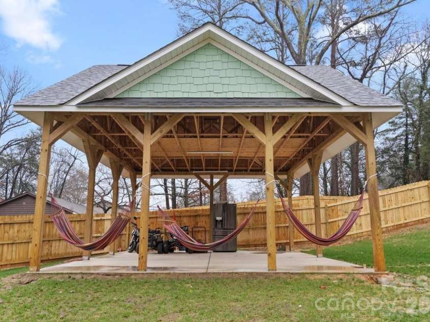 1416 Browdis Avenue, Kannapolis, NC 28083.  MLS# CAR4399433, YatesRealty ID 12615. 