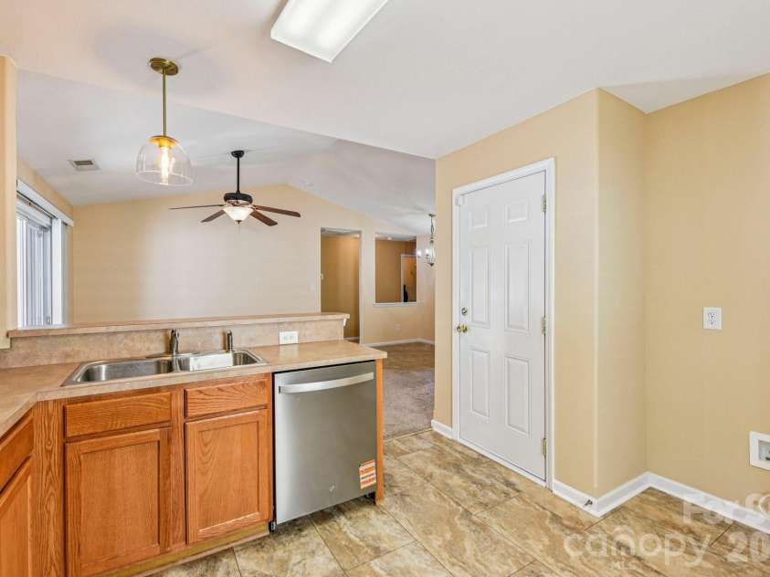 3741 Capris Lane, Fort Mill, SC 29707.  MLS# CAR4362992, YatesRealty ID 12617. 