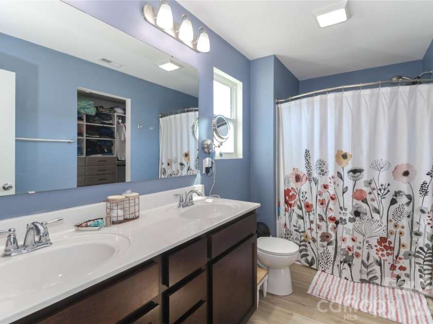 228 Fesperman Circle, Troutman, NC 28166.  MLS# CAR4365643, YatesRealty ID 12618. 