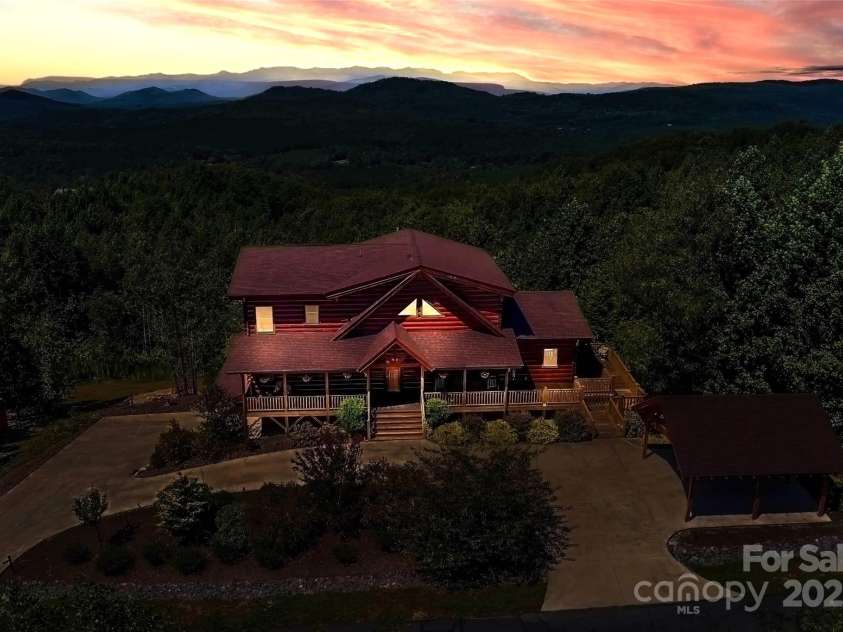 334 Scenic Vista Drive, Nebo, NC 28761.  MLS# CAR4302955, YatesRealty ID 1262. 