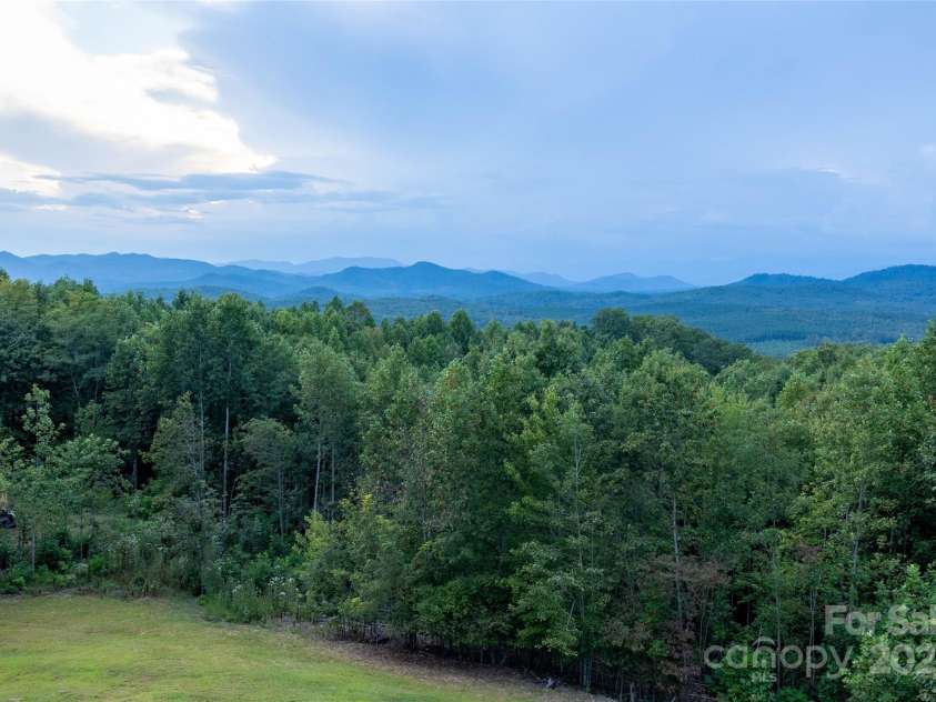 334 Scenic Vista Drive, Nebo, NC 28761.  MLS# CAR4302955, YatesRealty ID 1262. 