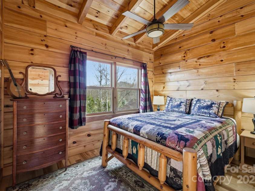 334 Scenic Vista Drive, Nebo, NC 28761.  MLS# CAR4302955, YatesRealty ID 1262. 