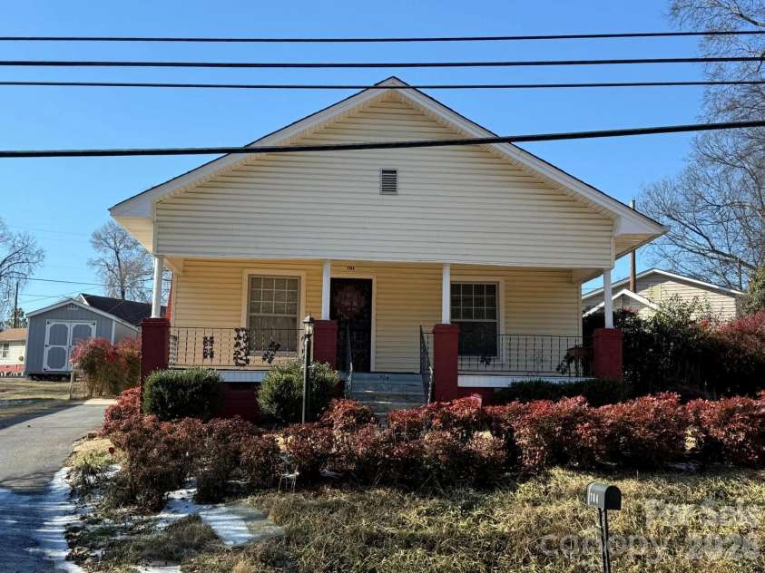 704 Old Charlotte Road, Concord, NC 28027.  MLS# CAR4342057, YatesRealty ID 1262. 