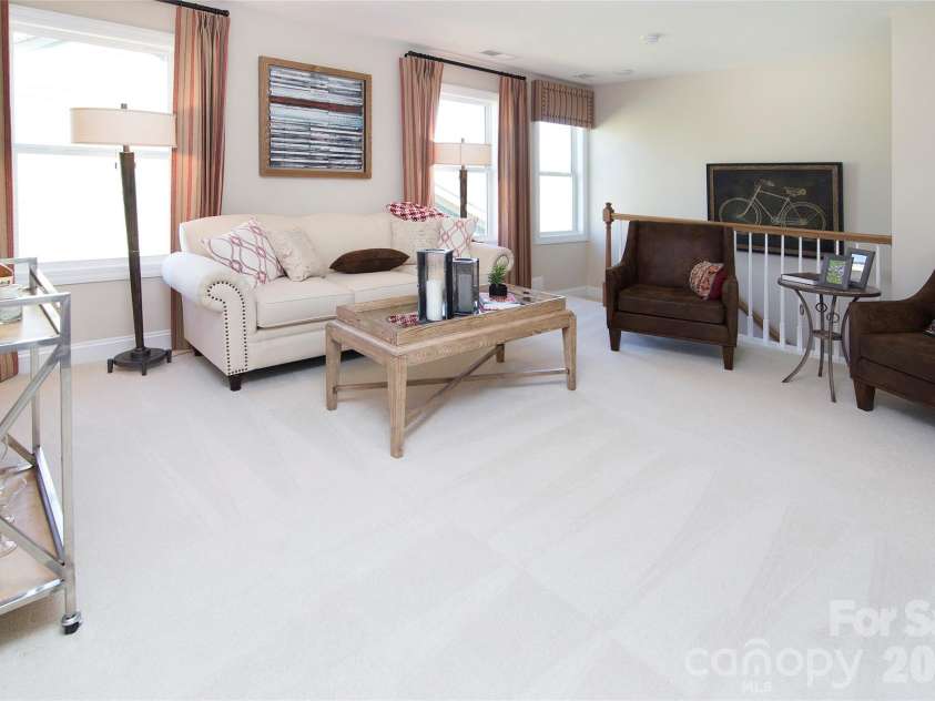 8941 Silver Springs Court, Charlotte, NC 28215.  MLS# CAR4365096, YatesRealty ID 12620. 