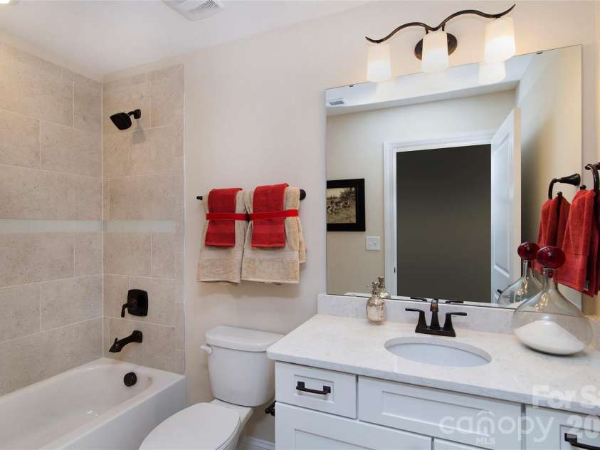 8941 Silver Springs Court, Charlotte, NC 28215.  MLS# CAR4365096, YatesRealty ID 12620. 